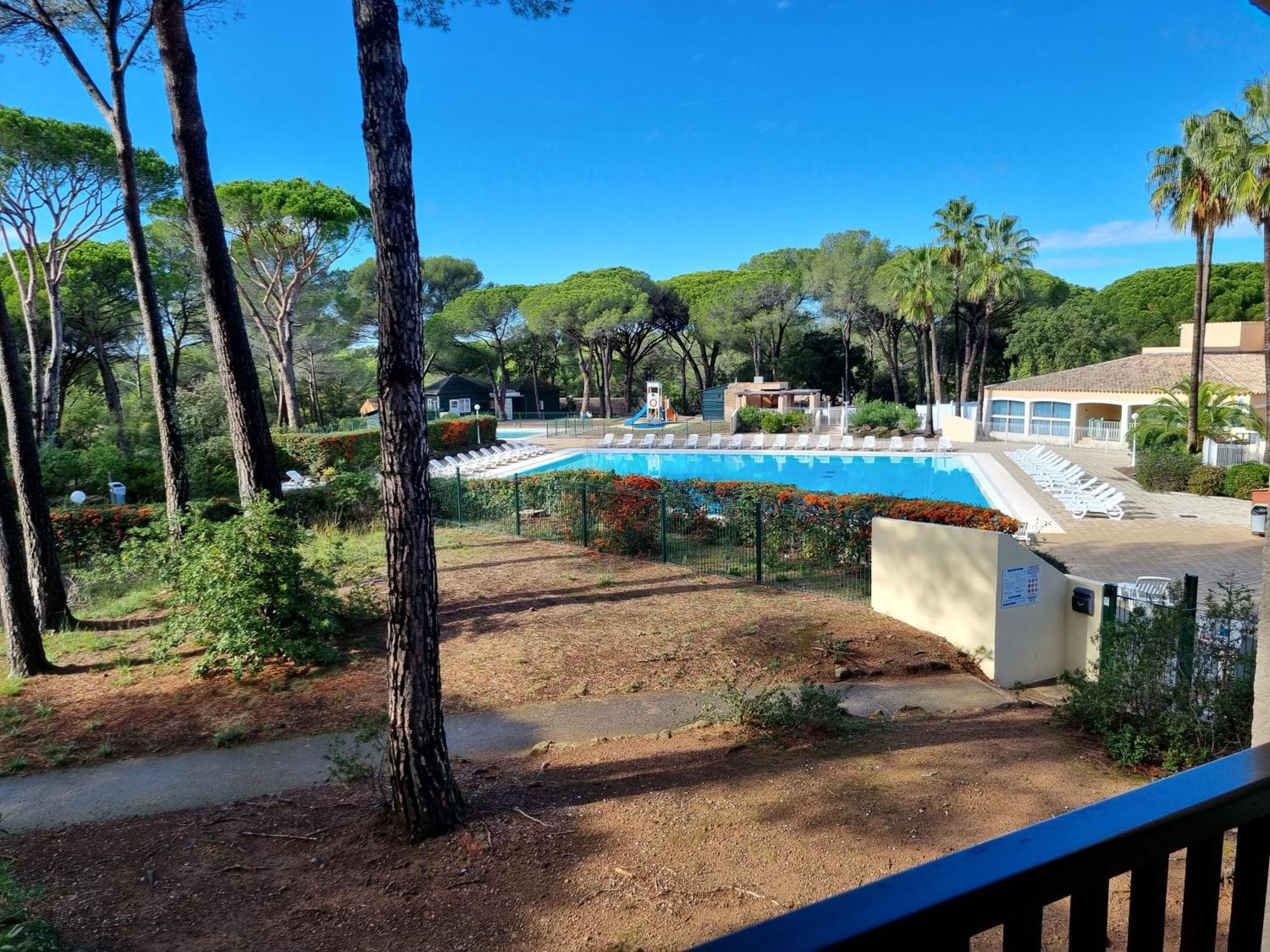 Studio 4P Vue Piscine St Raphael Valescure - Au Coeur Des Golfs Saint-Raphaël Exteriér fotografie