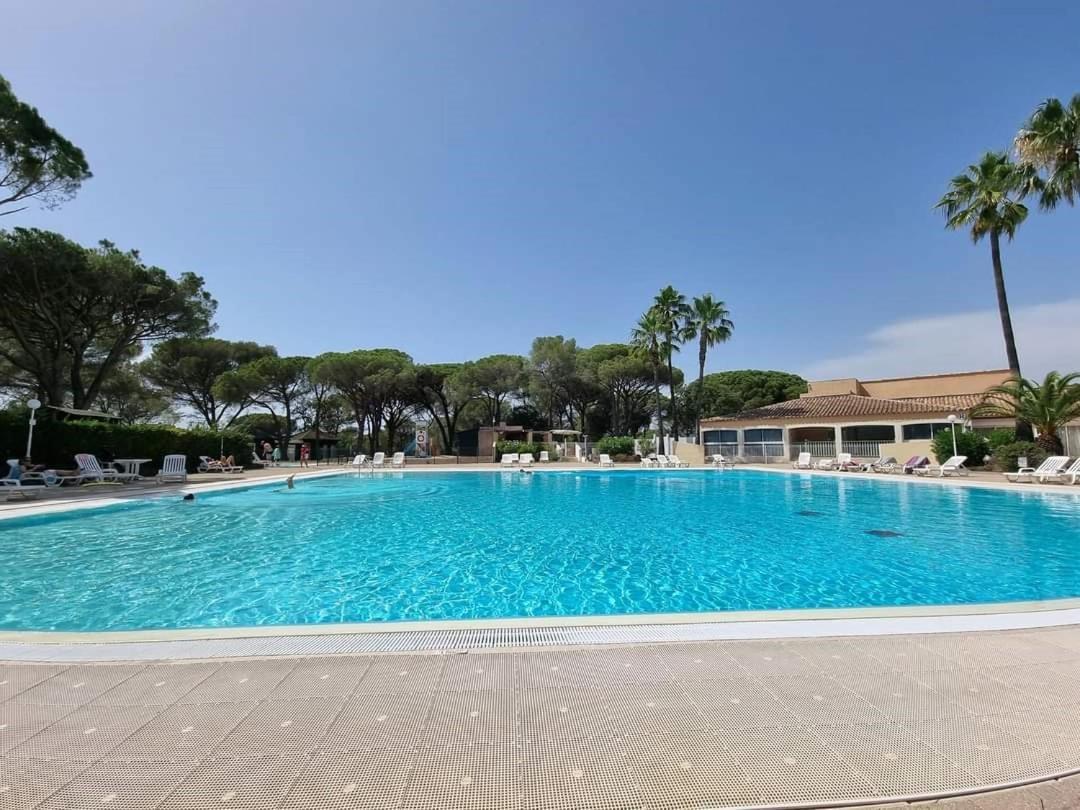 Studio 4P Vue Piscine St Raphael Valescure - Au Coeur Des Golfs Saint-Raphaël Exteriér fotografie